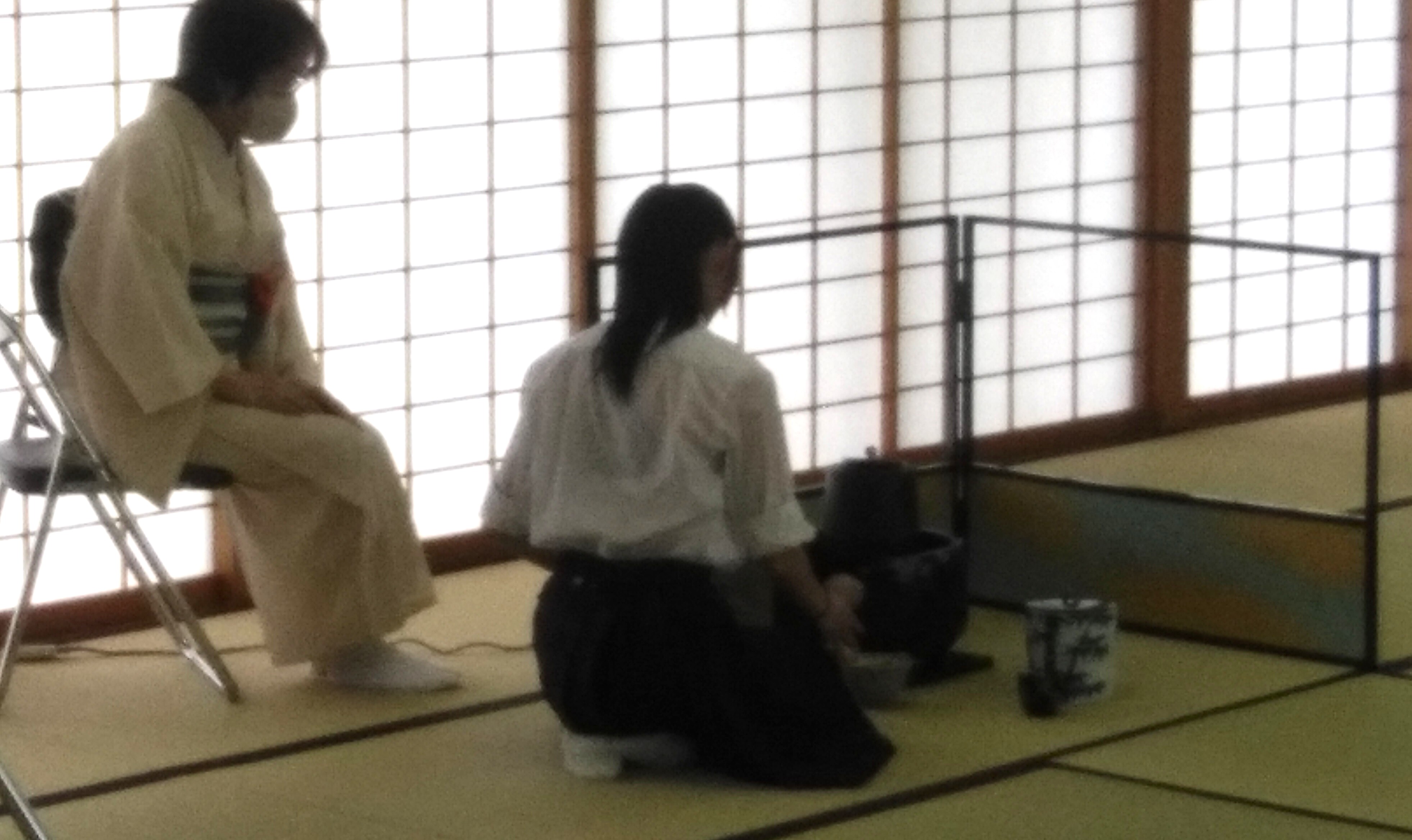 お手前を行います